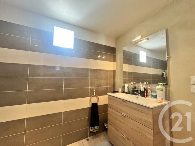 Maison à vendre - 3 pièces - 60,79 m2 - Uchaud - 30 - LANGUEDOC-ROUSSILLON
