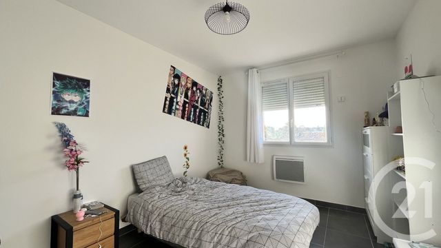 Appartement T3 à vendre - 4 pièces - 85 m2 - Milhaud - 30 - LANGUEDOC-ROUSSILLON