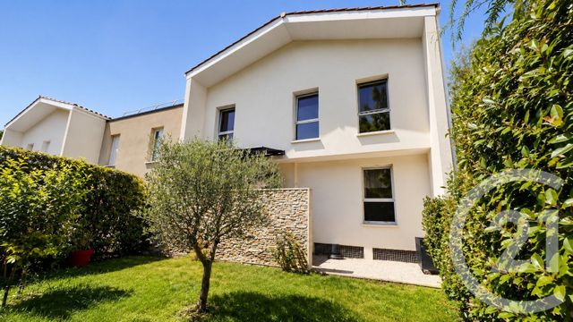 Appartement Duplex &agrave; vendre - 4 pi&egrave;ces - 96,96 m2 - Vergeze - 30 - LANGUEDOC-ROUSSILLON