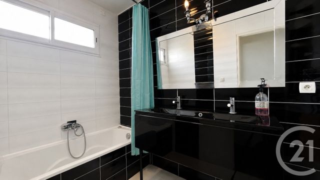Maison &agrave; vendre - 4 pi&egrave;ces - 100,30 m2 - Bernis - 30 - LANGUEDOC-ROUSSILLON