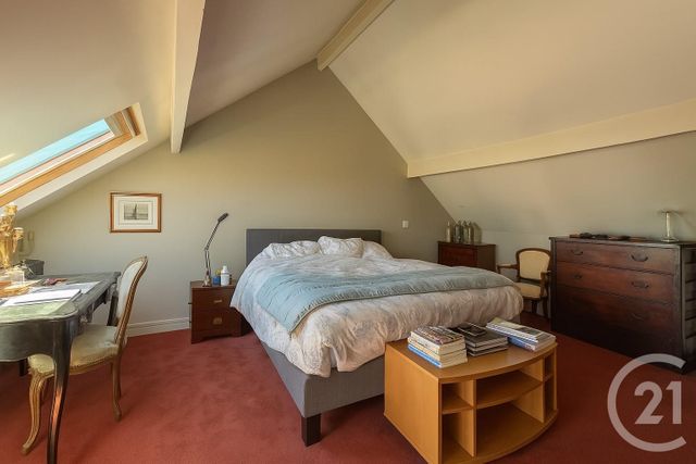 Maison à vendre - 5 pièces - 142 m2 - Suresnes - 92 - ILE-DE-FRANCE