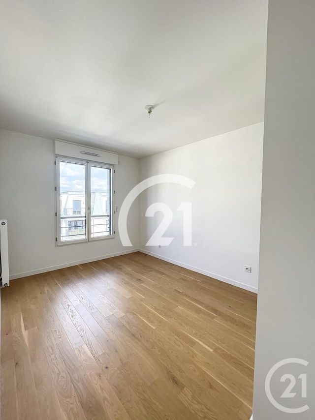 Appartement a louer  - 4 pièce(s) - 83.2 m2 - Surfyn