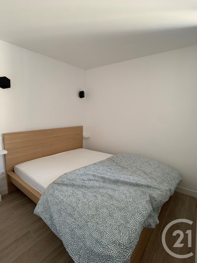 Appartement a louer suresnes - 2 pièce(s) - 27 m2 - Surfyn