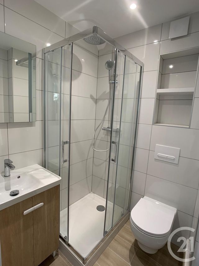 Appartement a louer suresnes - 2 pièce(s) - 27 m2 - Surfyn