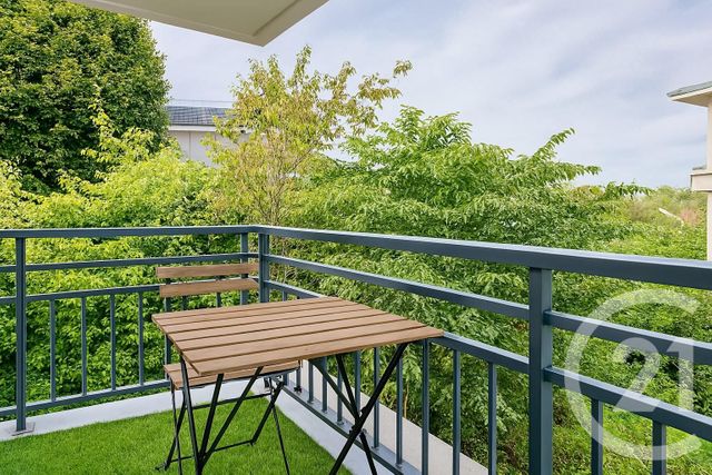 Appartement F2 à vendre - 2 pièces - 40,25 m2 - Suresnes - 92 - ILE-DE-FRANCE