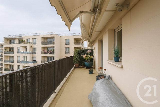 Appartement F3 à vendre - 3 pièces - 67 m2 - Suresnes - 92 - ILE-DE-FRANCE