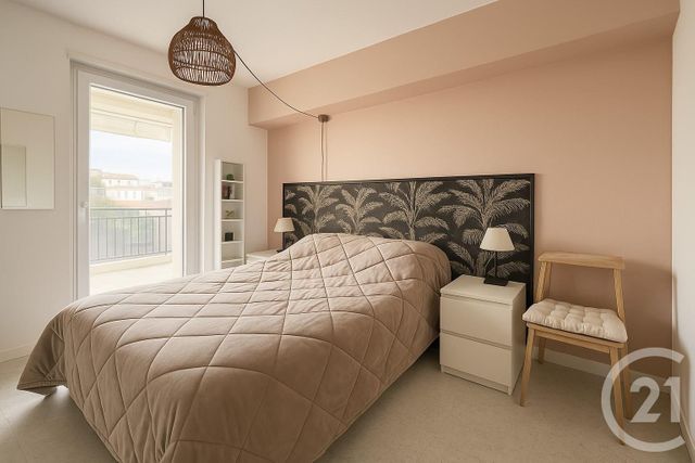 Appartement F3 à vendre - 3 pièces - 67 m2 - Suresnes - 92 - ILE-DE-FRANCE