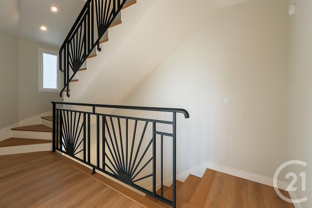 Maison à vendre - 5 pièces - 104 m2 - Rueil Malmaison - 92 - ILE-DE-FRANCE