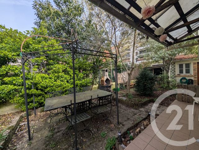 Maison &agrave; vendre - 3 pi&egrave;ces - 75,69 m2 - Suresnes - 92 - ILE-DE-FRANCE