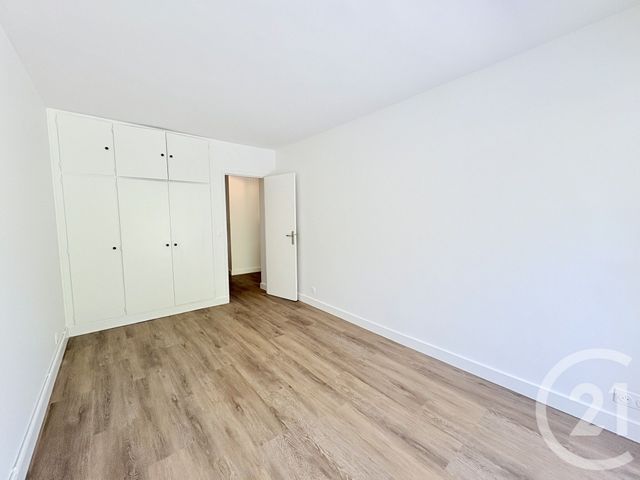 Appartement F2 à louer - 2 pièces - 61,07 m2 - Rueil Malmaison - 92 - ILE-DE-FRANCE