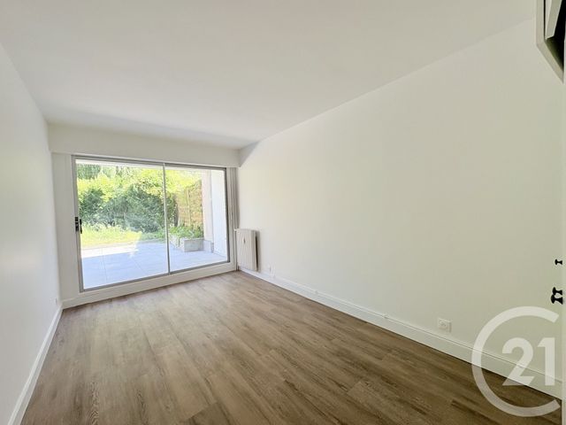 Appartement F2 à louer - 2 pièces - 61,07 m2 - Rueil Malmaison - 92 - ILE-DE-FRANCE