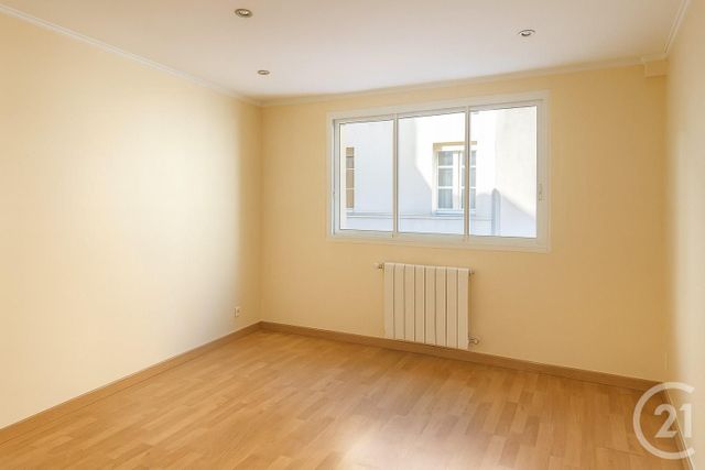 Appartement F3 à vendre - 3 pièces - 44 m2 - Suresnes - 92 - ILE-DE-FRANCE