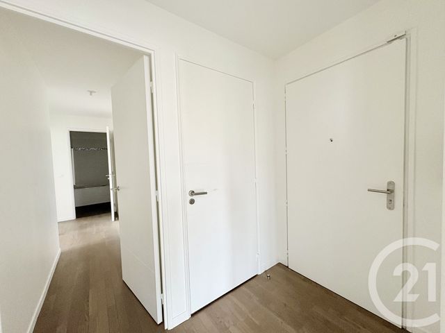 Appartement F4 à louer - 4 pièces - 84 m2 - Suresnes - 92 - ILE-DE-FRANCE