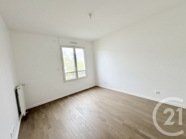 Appartement F4 à louer - 4 pièces - 84 m2 - Suresnes - 92 - ILE-DE-FRANCE