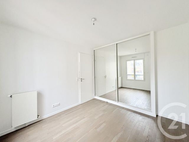 Appartement F4 à louer - 4 pièces - 84 m2 - Suresnes - 92 - ILE-DE-FRANCE