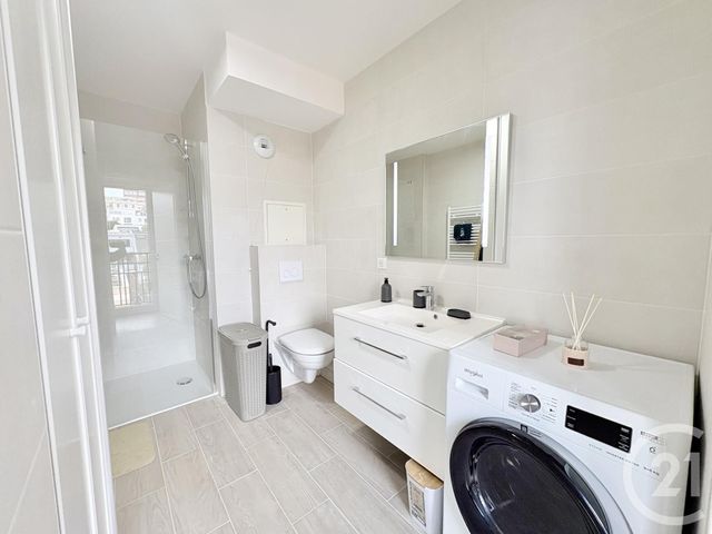 Appartement F2 à louer - 2 pièces - 38,12 m2 - Suresnes - 92 - ILE-DE-FRANCE