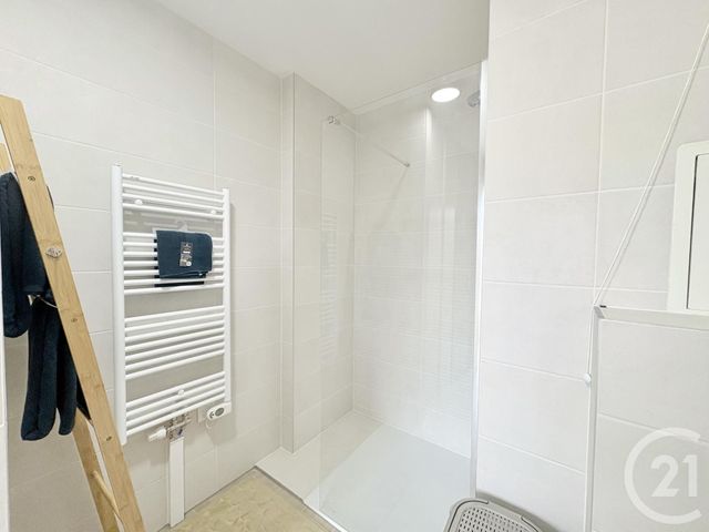 Appartement F2 à louer - 2 pièces - 38,12 m2 - Suresnes - 92 - ILE-DE-FRANCE