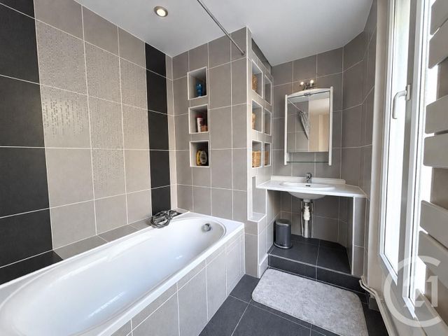 Maison &agrave; vendre - 7 pi&egrave;ces - 167 m2 - Suresnes - 92 - ILE-DE-FRANCE