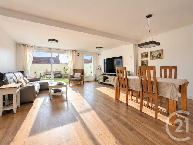 Maison 7 pièces 167 m² · à Suresnes · 167 m² · 1 045 000 €