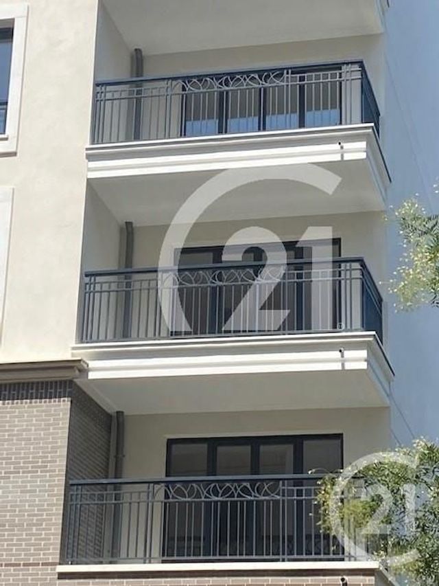 Appartement F4 &agrave; vendre - 4 pi&egrave;ces - 75 m2 - Suresnes - 92 - ILE-DE-FRANCE