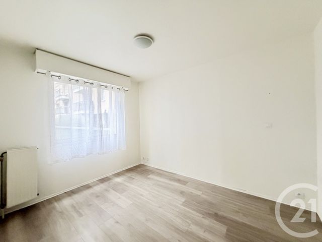 Appartement F2 &agrave; louer - 2 pi&egrave;ces - 44,84 m2 - Suresnes - 92 - ILE-DE-FRANCE