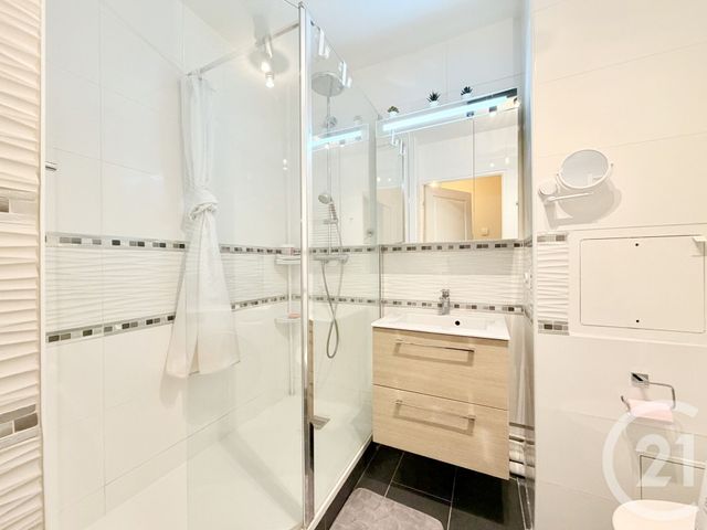 Appartement F1 &agrave; louer - 1 pi&egrave;ce - 31,81 m2 - Clichy - 92 - ILE-DE-FRANCE