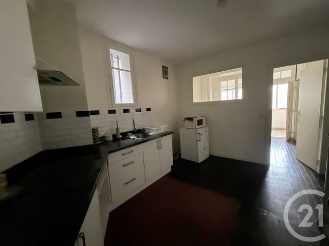 Appartement F2 &agrave; louer - 2 pi&egrave;ces - 35,68 m2 - Suresnes - 92 - ILE-DE-FRANCE