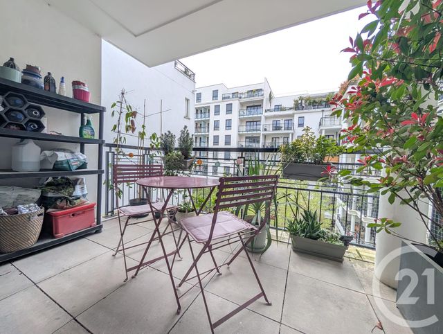 Appartement F4 &agrave; vendre - 4 pi&egrave;ces - 72,29 m2 - Suresnes - 92 - ILE-DE-FRANCE