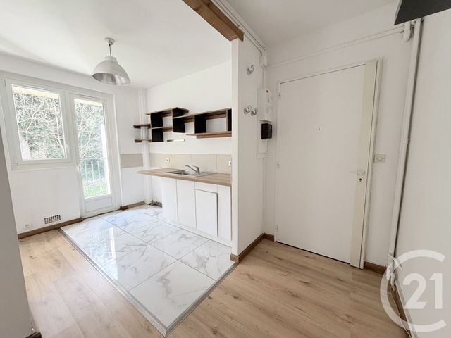 Appartement F2 &agrave; louer - 2 pi&egrave;ces - 36 m2 - Sevres - 92 - ILE-DE-FRANCE