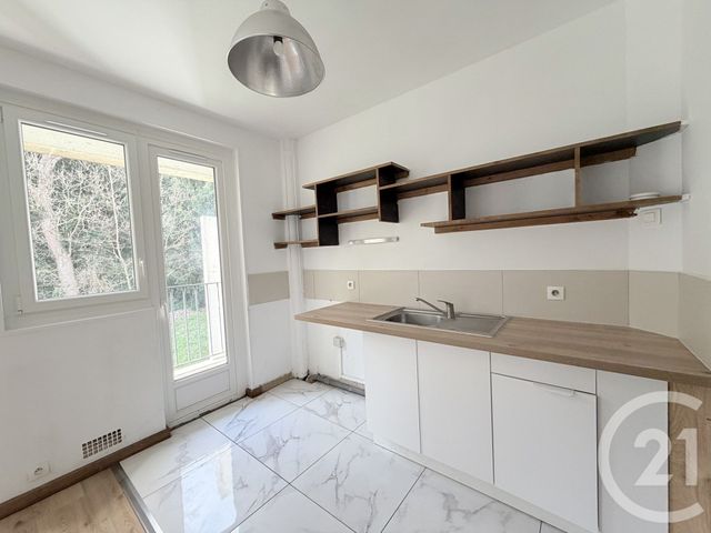 Appartement F2 &agrave; louer - 2 pi&egrave;ces - 36 m2 - Sevres - 92 - ILE-DE-FRANCE