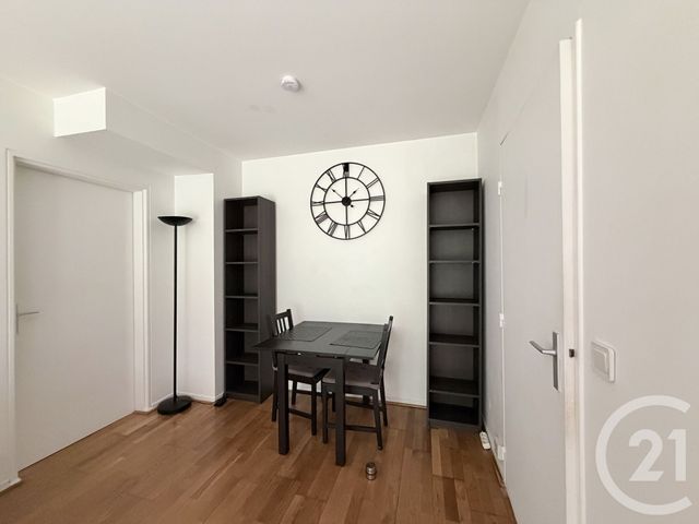 Appartement F2 &agrave; louer - 2 pi&egrave;ces - 45 m2 - Suresnes - 92 - ILE-DE-FRANCE