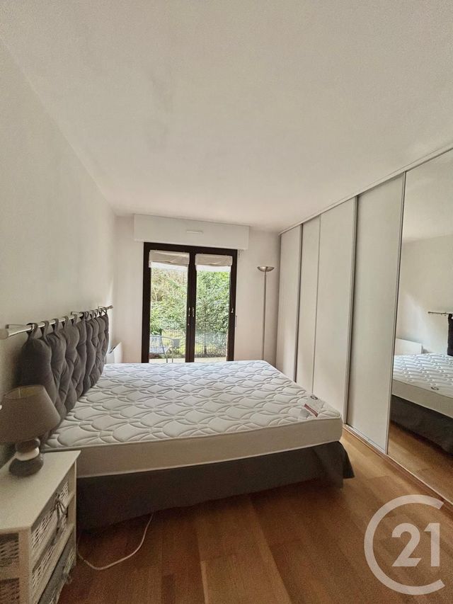 Appartement F2 &agrave; louer - 2 pi&egrave;ces - 44,94 m2 - Suresnes - 92 - ILE-DE-FRANCE