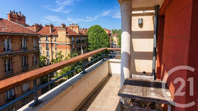 Appartement F4 &agrave; louer - 4 pi&egrave;ces - 85 m2 - Suresnes - 92 - ILE-DE-FRANCE