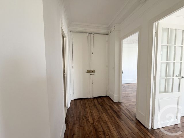 Appartement F3 &agrave; louer - 3 pi&egrave;ces - 67,50 m2 - Suresnes - 92 - ILE-DE-FRANCE
