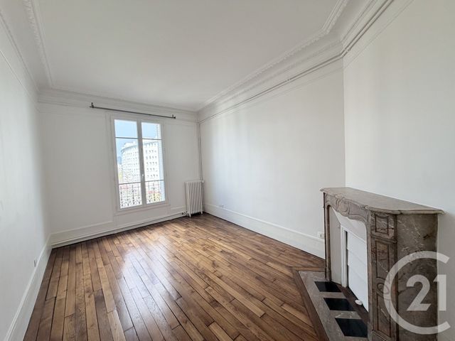 Appartement F3 &agrave; louer - 3 pi&egrave;ces - 67,50 m2 - Suresnes - 92 - ILE-DE-FRANCE