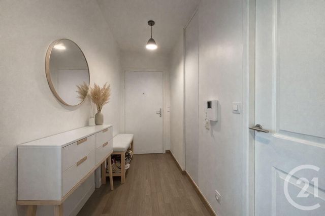 Appartement F4 &agrave; vendre - 4 pi&egrave;ces - 80,05 m2 - Suresnes - 92 - ILE-DE-FRANCE