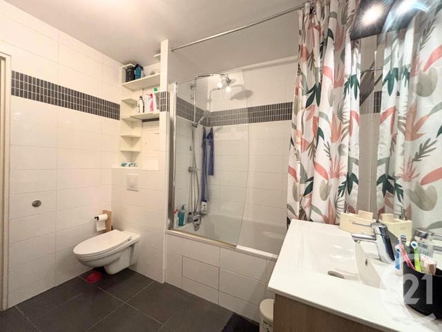 Appartement F4 &agrave; vendre - 4 pi&egrave;ces - 80,05 m2 - Suresnes - 92 - ILE-DE-FRANCE