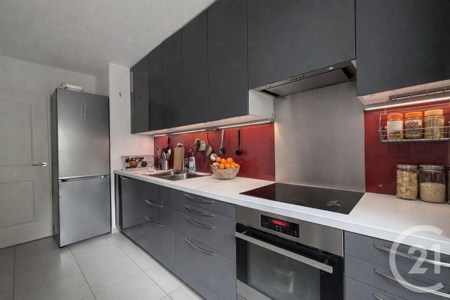 Appartement F4 &agrave; vendre - 4 pi&egrave;ces - 80,05 m2 - Suresnes - 92 - ILE-DE-FRANCE