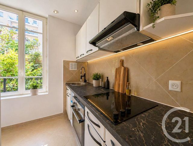 Appartement F3 &agrave; vendre - 3 pi&egrave;ces - 38,35 m2 - Suresnes - 92 - ILE-DE-FRANCE