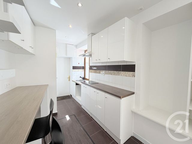 Appartement &agrave; louer - 2 pi&egrave;ces - 32,02 m2 - Bougival - 78 - ILE-DE-FRANCE