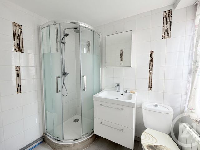 Appartement &agrave; louer - 2 pi&egrave;ces - 32,02 m2 - Bougival - 78 - ILE-DE-FRANCE