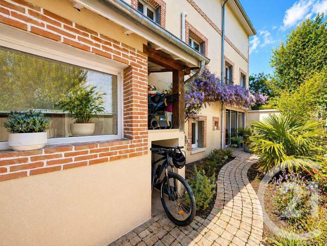 Maison &agrave; vendre - 7 pi&egrave;ces - 137,27 m2 - Suresnes - 92 - ILE-DE-FRANCE