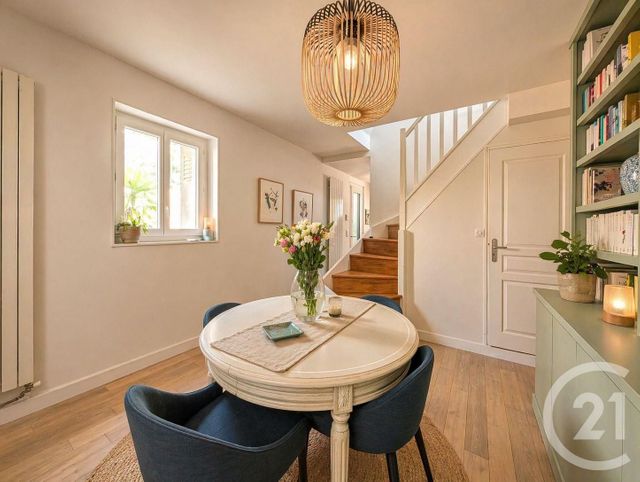 Maison &agrave; vendre - 7 pi&egrave;ces - 137,27 m2 - Suresnes - 92 - ILE-DE-FRANCE