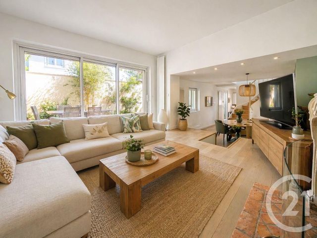 Maison &agrave; vendre - 7 pi&egrave;ces - 137,27 m2 - Suresnes - 92 - ILE-DE-FRANCE