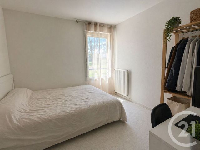 Appartement F2 &agrave; louer - 2 pi&egrave;ces - 48 m2 - Suresnes - 92 - ILE-DE-FRANCE
