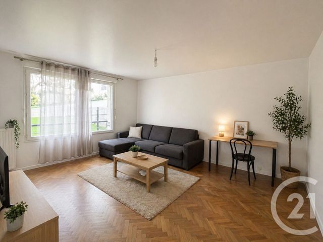 Appartement F2 &agrave; louer - 2 pi&egrave;ces - 48 m2 - Suresnes - 92 - ILE-DE-FRANCE
