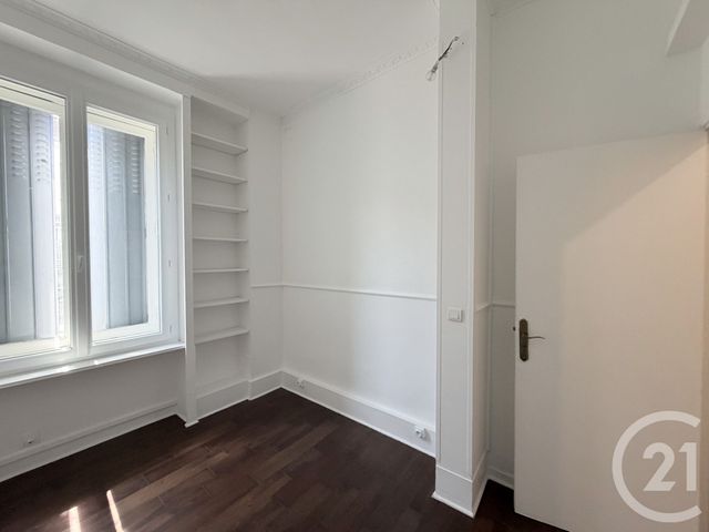 Appartement F3 &agrave; louer - 3 pi&egrave;ces - 58 m2 - Suresnes - 92 - ILE-DE-FRANCE