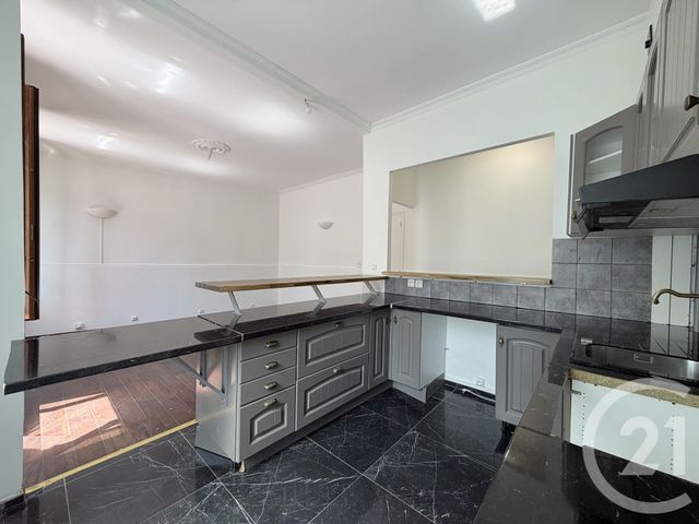 Appartement F3 &agrave; louer - 3 pi&egrave;ces - 58 m2 - Suresnes - 92 - ILE-DE-FRANCE
