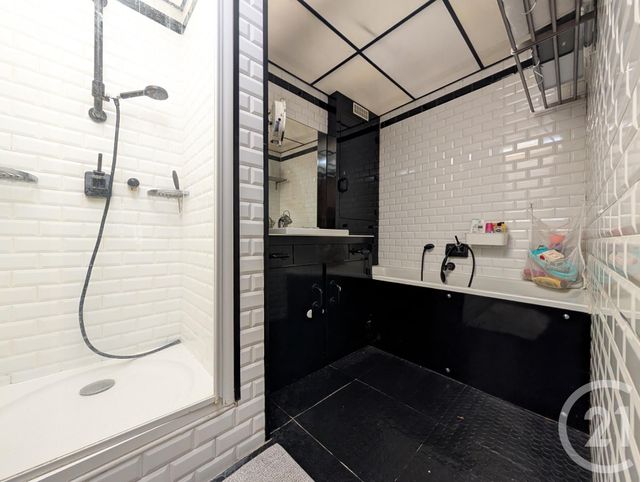 Maison &agrave; vendre - 8 pi&egrave;ces - 184,15 m2 - Suresnes - 92 - ILE-DE-FRANCE