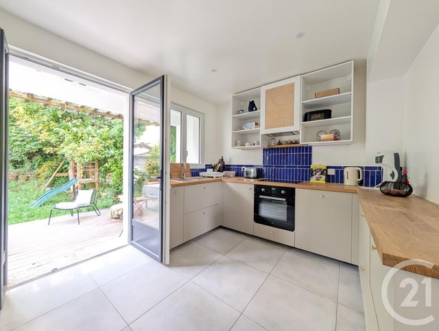 Maison &agrave; vendre - 8 pi&egrave;ces - 184,15 m2 - Suresnes - 92 - ILE-DE-FRANCE